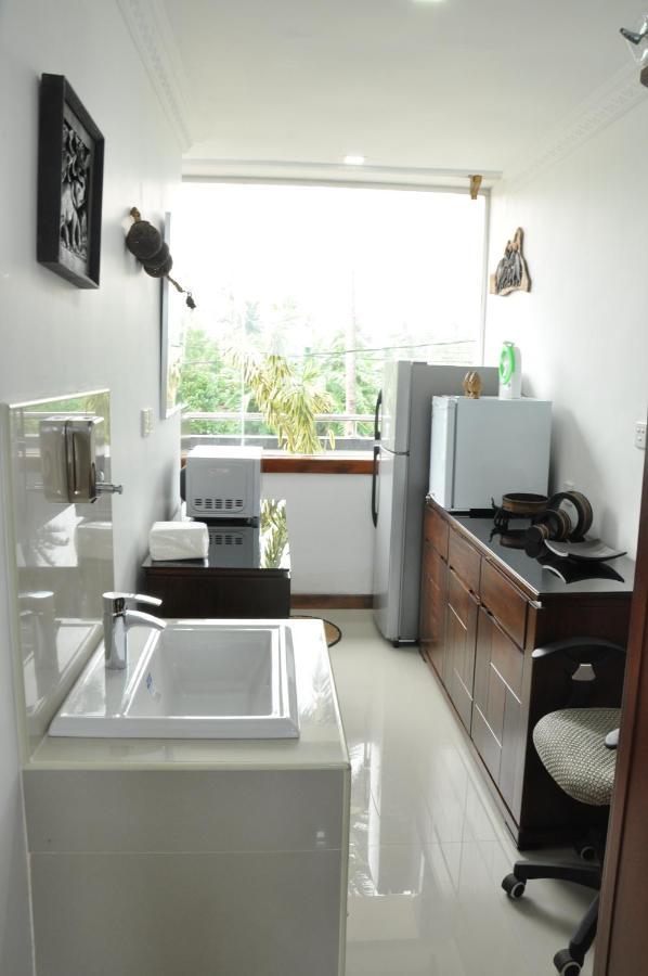 Goviyapana Beach Hotel Ahangama Bagian luar foto