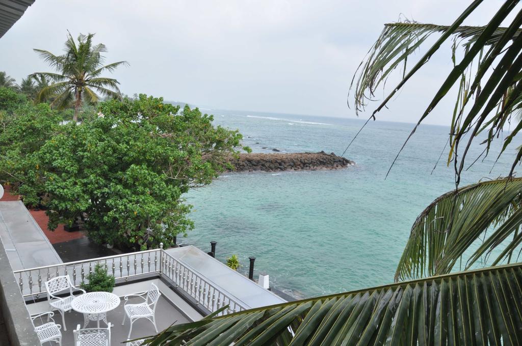 Goviyapana Beach Hotel Ahangama Ruang foto